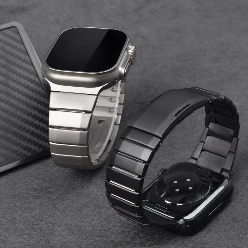 HB-23 316L Stainless Steel Watch Band HB-23 316L stainless steel watch bands in silver and black finishes